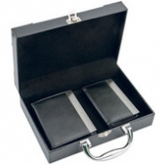 Набор: портмоне, визитница в подарочной коробке в виде чемодана