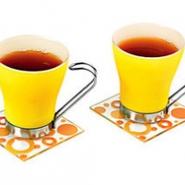 Чайная пара: 2 чашки на 125 мл, 2 подставки под горячее, желтая