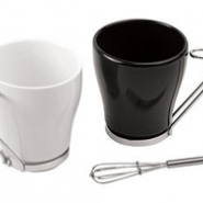 Набор  Белое и Черное : 2 чашки по 235 мл, 2 салфетки, кольца для салфеток